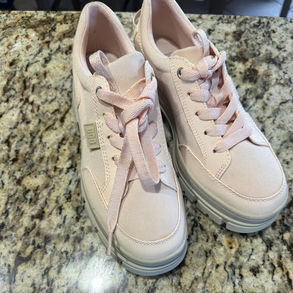 UGG Ashton hybrid Sneakers